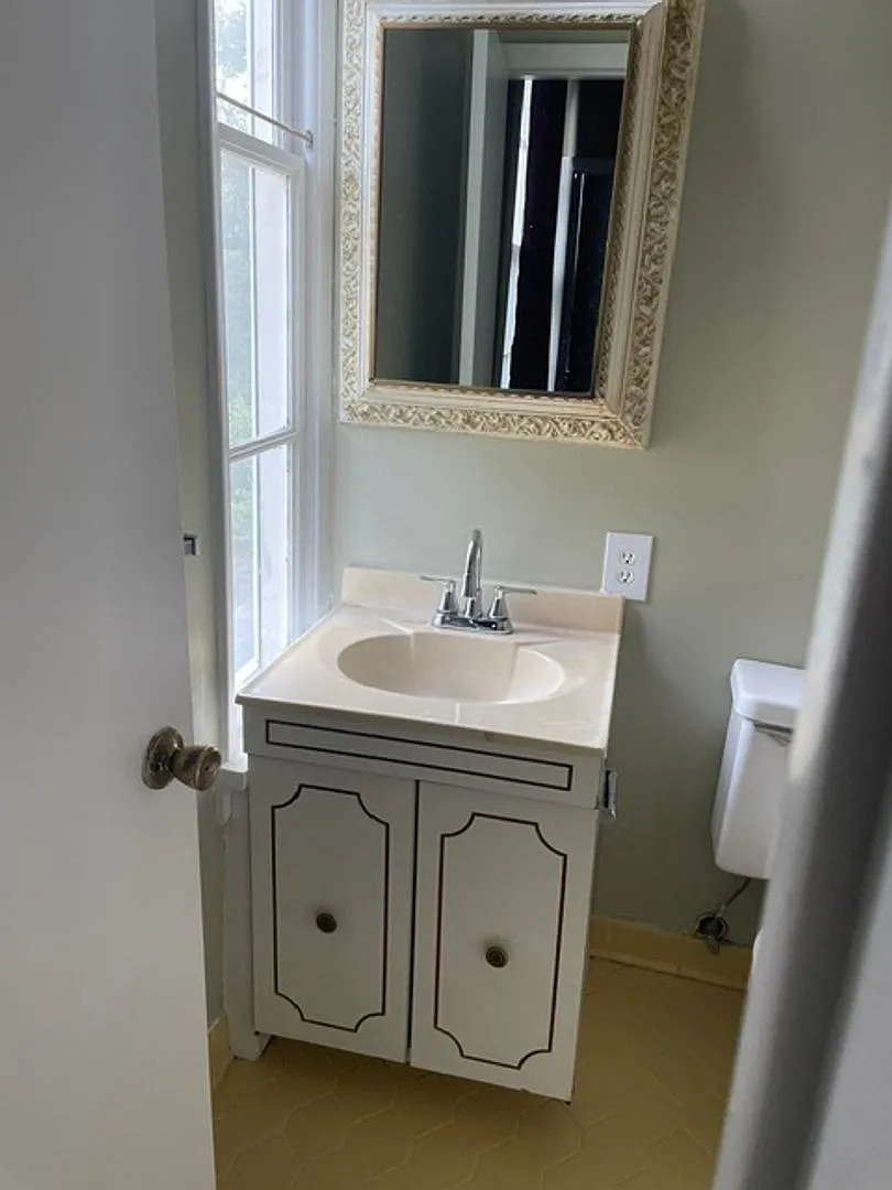 Apartment in the heart of Harlem — Photo 4