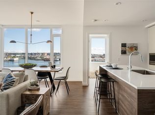 363 Tyee Rd #407, Victoria, BC V9A0B5