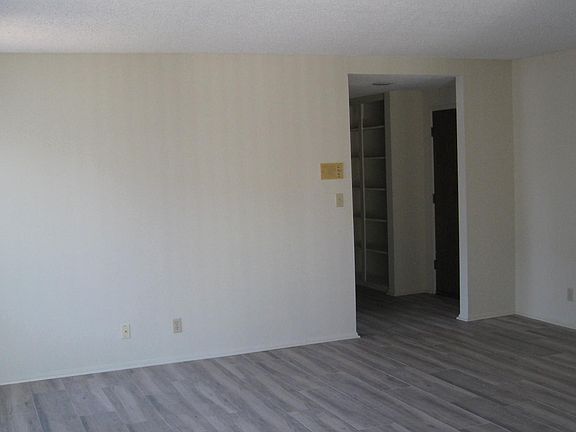 5th image of 4015 S Pacific Ave APT 4