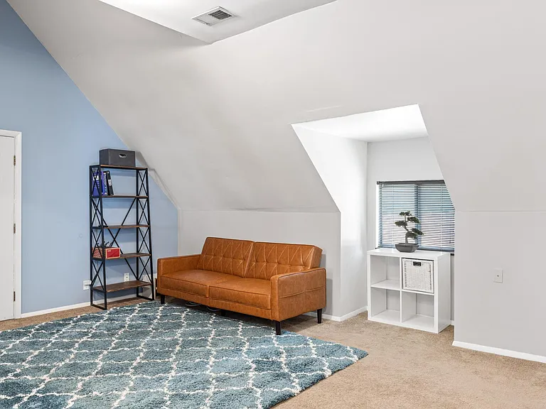 4330 W Pine Blvd #3 — Photo 3