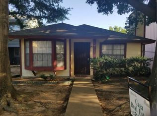 10352 Shelburne Dr, Dallas, TX 75227