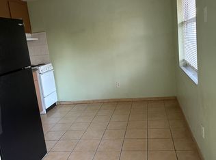 8058 49th Ave N APT 3, Saint Petersburg, FL 33709