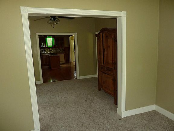 View from first room to second room and through to kitchen