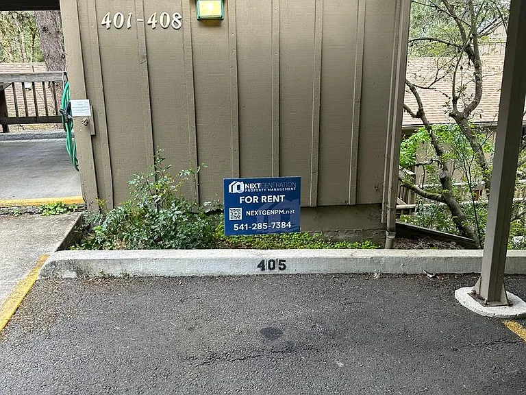405 Stonewood Dr — Photo 34