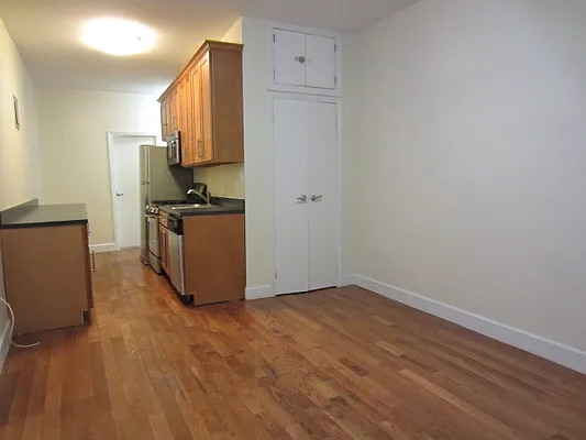 Rented by Bohemia Realty Group | media 34