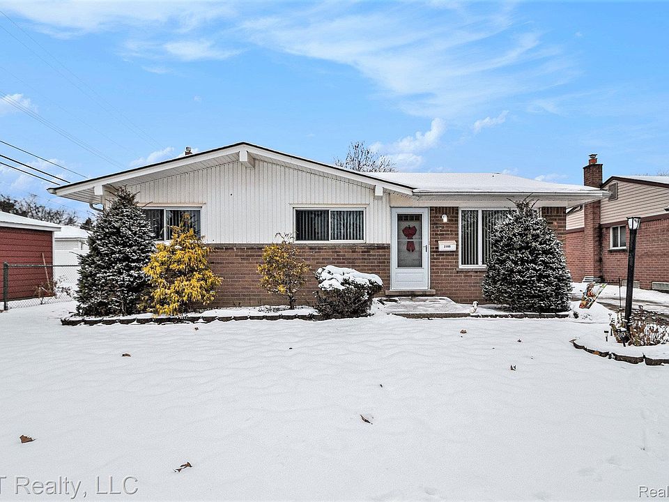 1st image of 2160 Malvina St