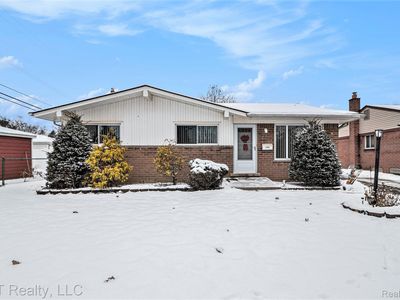 2160 Malvina St, Lincoln Park, MI, 48146