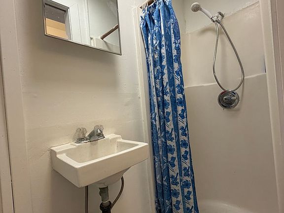 5th image of 507 Hiram Ln #510-A