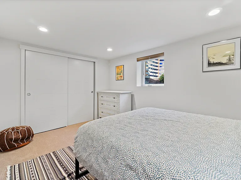 3420 Alamo Pl S — Photo 26