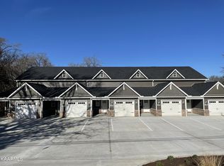 801809 E Lincoln Rd, Alcoa, TN 37701