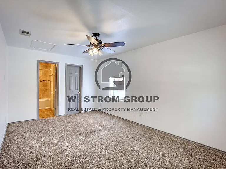 1308 Marshalldale Dr — Photo 36