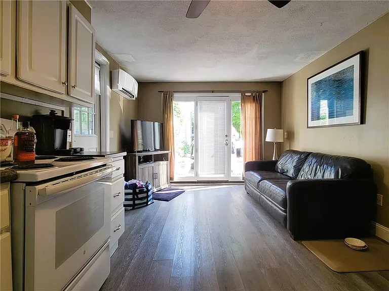 56 Prospect Hill St — Photo 13