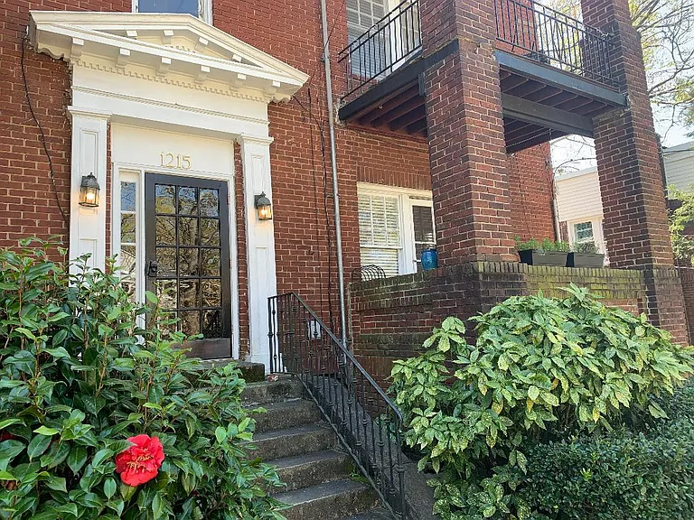 1215 Virginia Avenue NE!