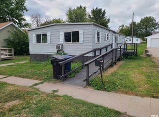 508 W 2nd St, Tipton, IA 52772