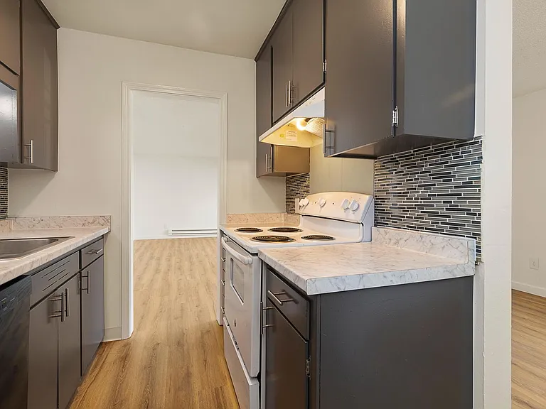 Timberline Apartments — Photo 30