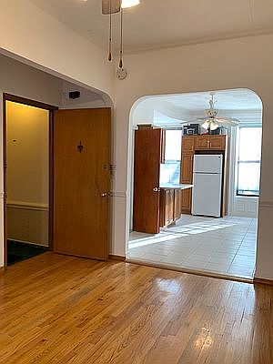 4th image of 214 Carroll St Floor 2