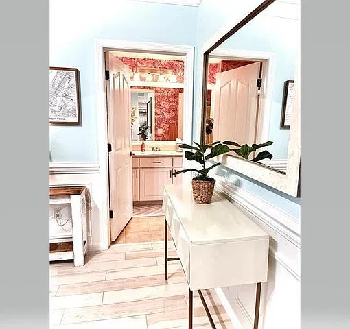 2 bed, 1211 sqft, $2,800 — Photo 1