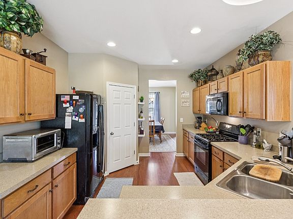 2nd image of 148 Normandy Dr