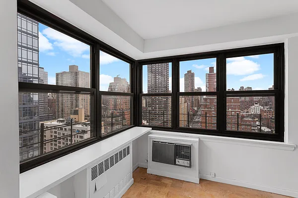 Rented by Compass | media 2