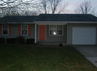 301 S Elizabeth St, Tolono, IL