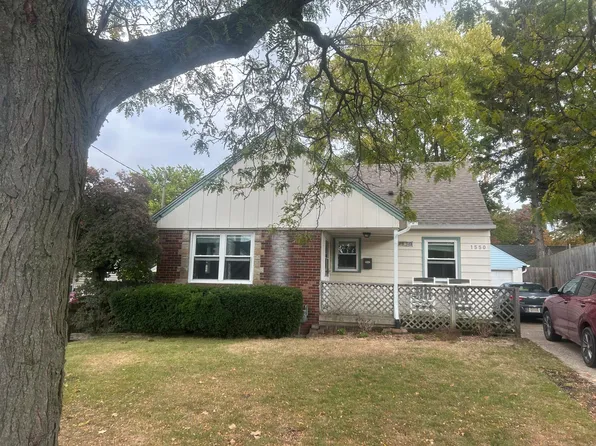 1550 Edward Ave SE, Grand Rapids, MI 49507