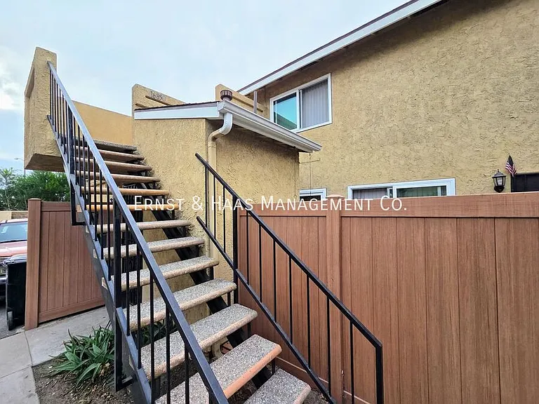 16850 Sierra Vista Way — Photo 2