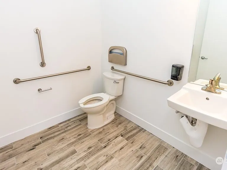7100 Beacon Ave S #S7100 — Photo 4