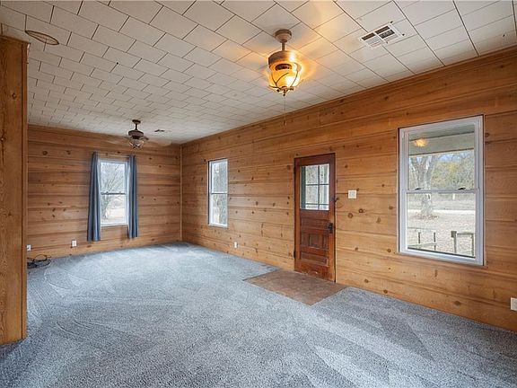 5th image of 3962 County Road 2200