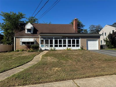 7 Amherst Place, Massapequa, NY, 11758