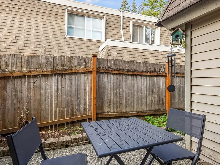 14526 NE 6th Pl #1 — Photo 11