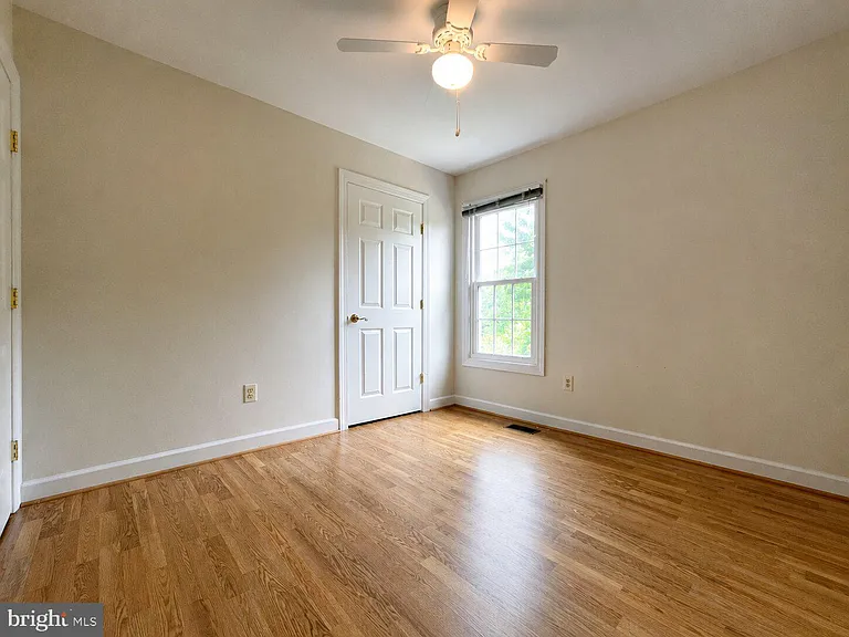 20937 Cox Mills Ct — Photo 23