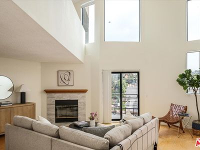 1856 N Alvarado St, Los Angeles, CA, 90026