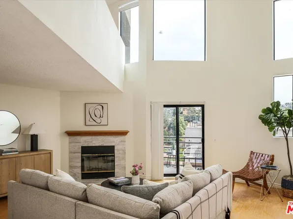 1856 N Alvarado St, Los Angeles, CA 90026