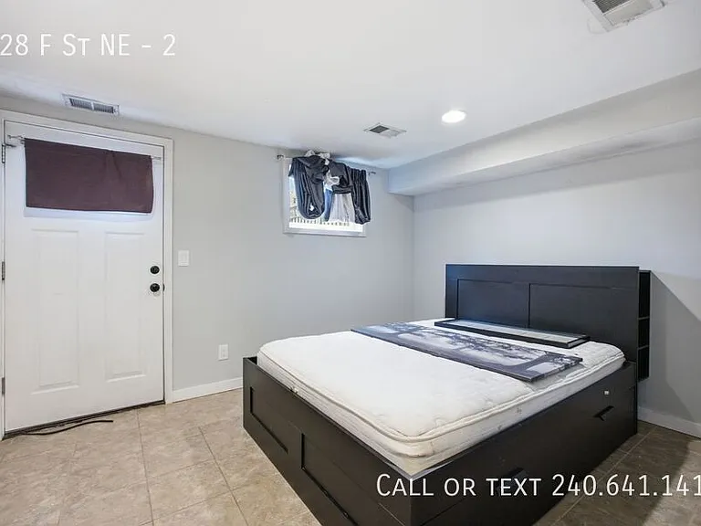 228 F St NE #2 — Photo 9