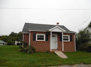 109 Frazier St, Narrows, VA 24124
