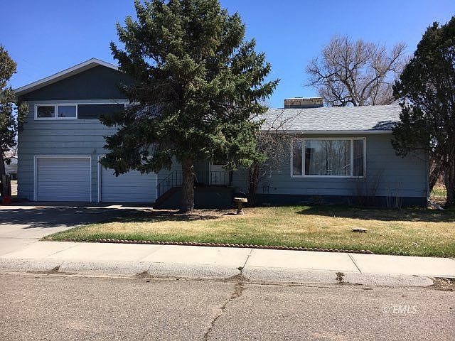 518 Garland St Miles City Mt 59301 Mls 341653 Zillow