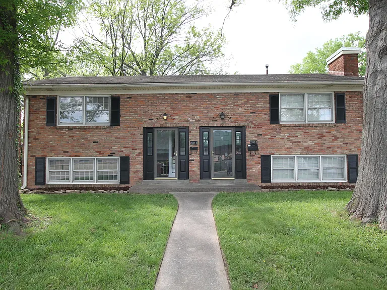 2015 Garden Springs Dr — Photo 1