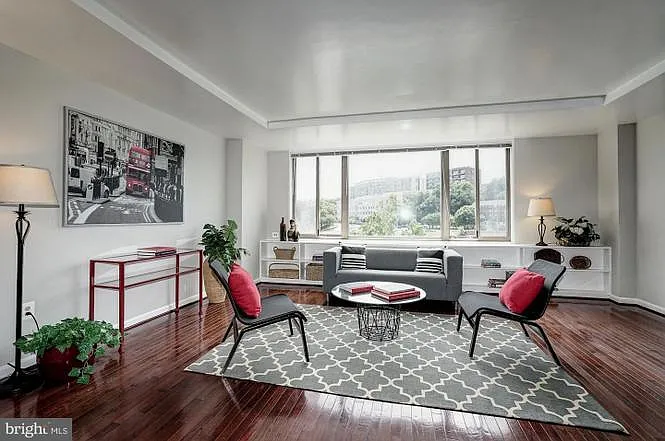 1111 Arlington Blvd #507