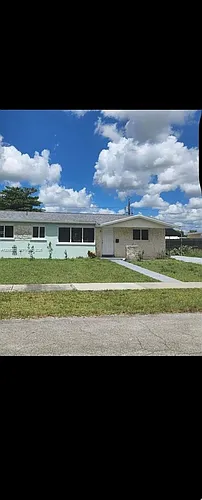 20210 SW 112th Ave Photo 1