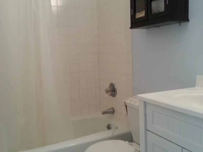 301 E 45th St #2D — Photo 9