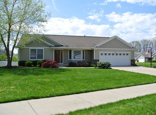 5499 Lillyview Ave SW, Wyoming, MI 49509