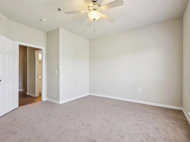 Brookside Park Apartments — Photo 25