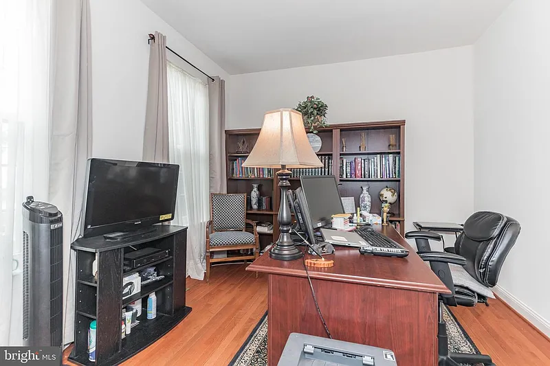 Thumbnail 16