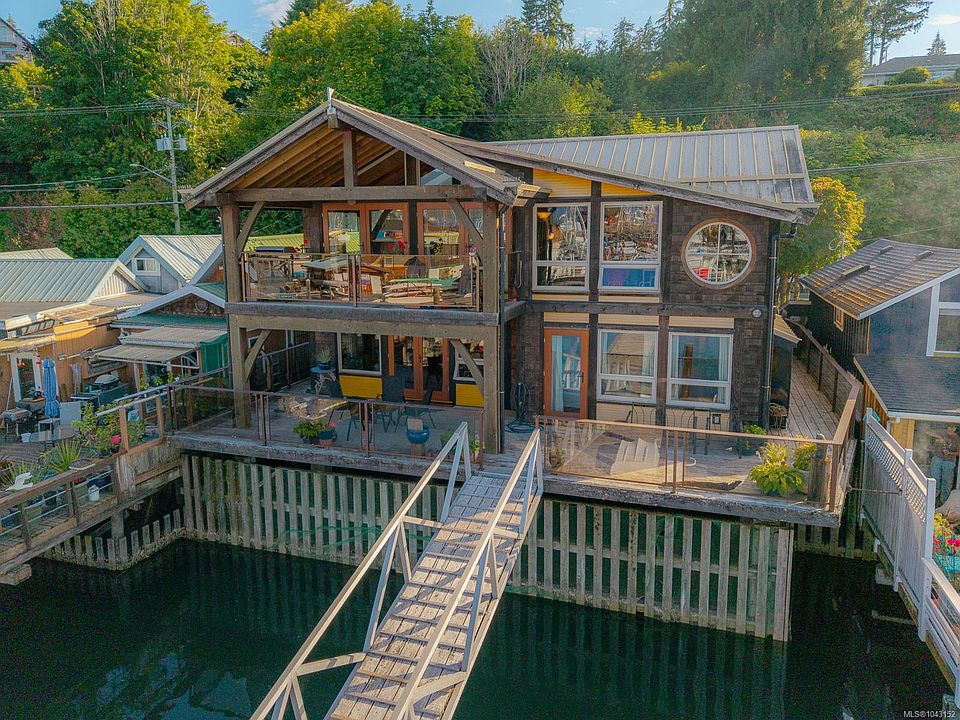 1st image of 1781 Cowichan Bay Rd