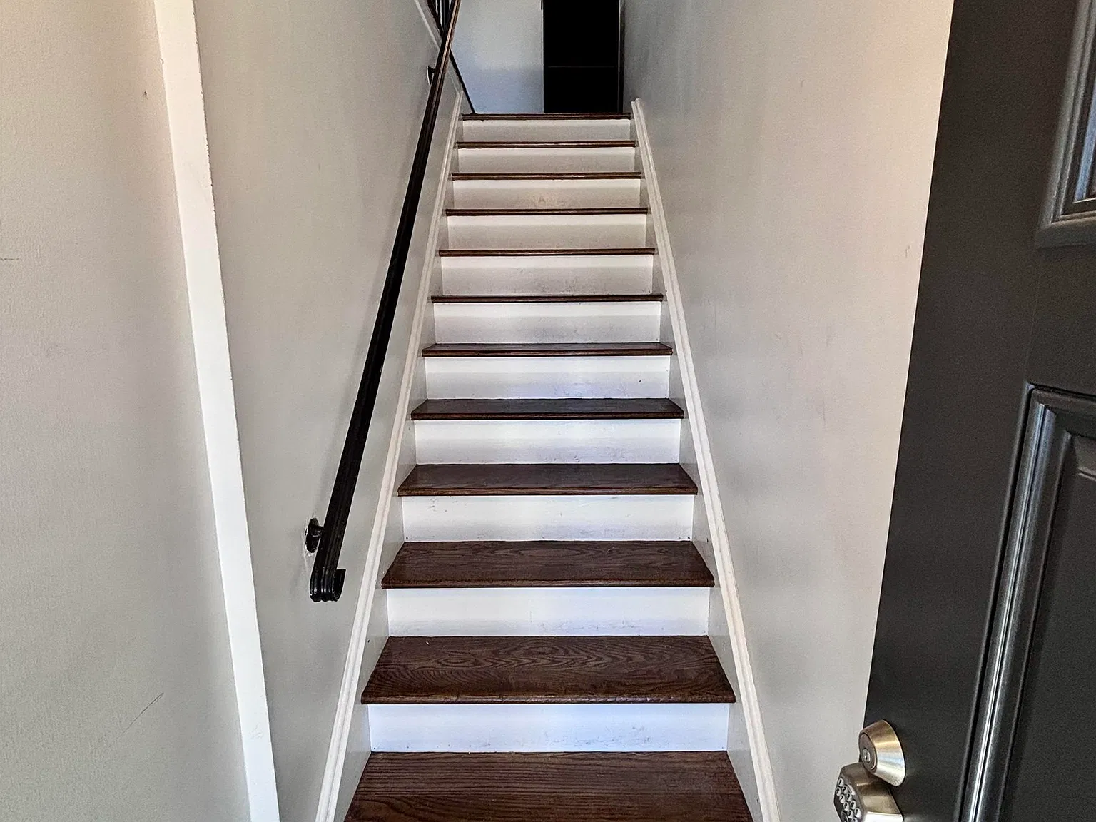 3 bed, 1.0 bath, $2,800 — Photo 2