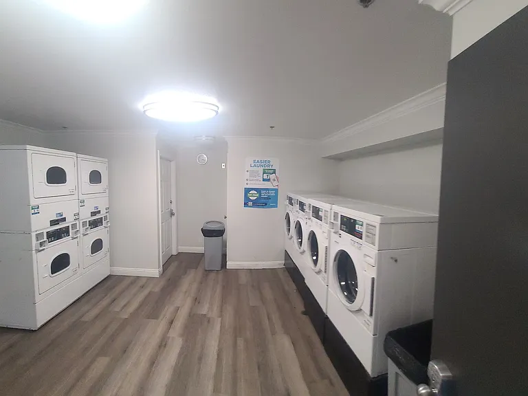 Georgia Regency Senior Apartments — Photo 33