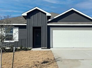 910 Indian Way, Seguin, TX 78155