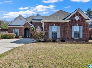 257 Springdale Dr, Gardendale, AL 35071