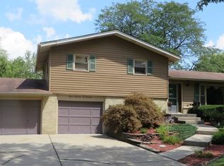6707 Fairmount Ave, Downers Grove, IL 60516