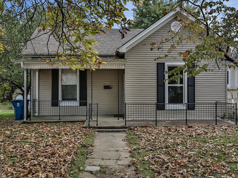 1st image of 703 7th St